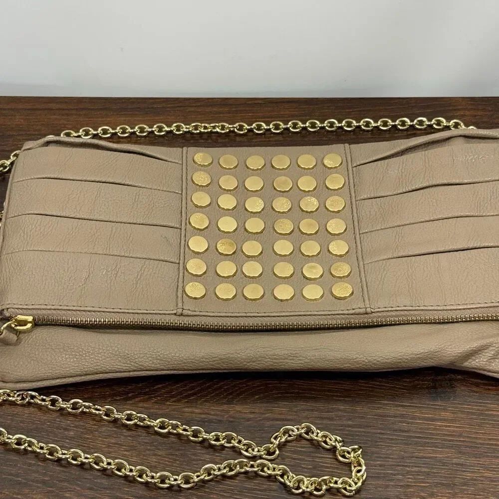 Aldo tan leather gold chain strap purse clutch metal gold circle detail 10x7 24”